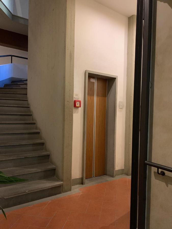 Signoria Apartment With Patio 佛罗伦萨 外观 照片