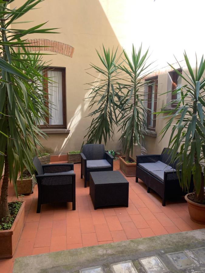 Signoria Apartment With Patio 佛罗伦萨 外观 照片
